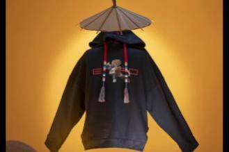 ETRO携手梦工厂动画，推出“功夫熊猫新春系列”